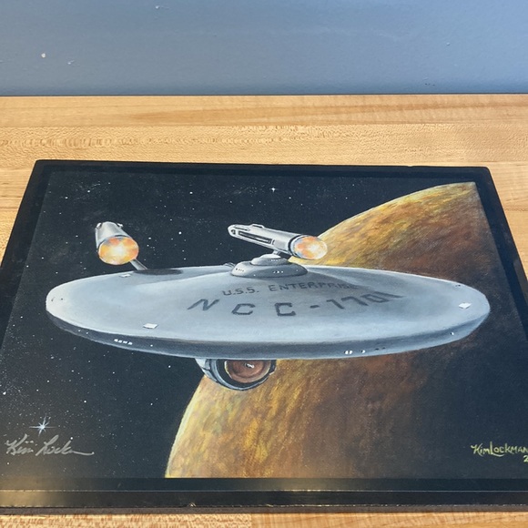 SIGNED FINE ART PRINT/POSTER OF NCC-1701 STAR TREK SHIP. - Picture 4 of 6